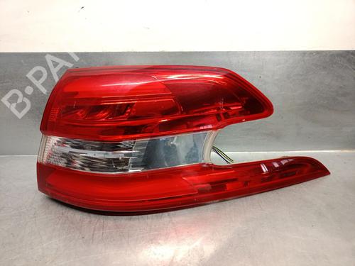 Used Right taillight Right taillight PEUGEOT 308 SW II (LC_, LJ_, LR_, LX_, L4_) 1.5 BlueHDi 130 (131 hp) 22724503 22724503