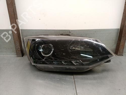 Used Right headlight SKODA FABIA III (NJ3) 1.0 (75 hp) 31863439
