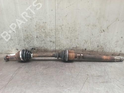 Used Right front driveshaft FORD MONDEO III Turnier (BWY) 2.0 16V (146 hp) 8125678