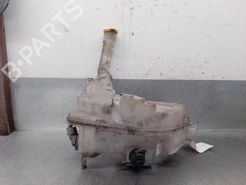 Used Windscreen washer tank Windscreen washer tank 37152662 37152662
