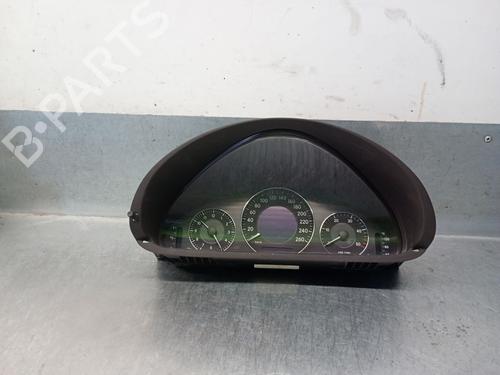 Used Instrument cluster MERCEDES-BENZ CLK (C209) [2002-2010]  26323513