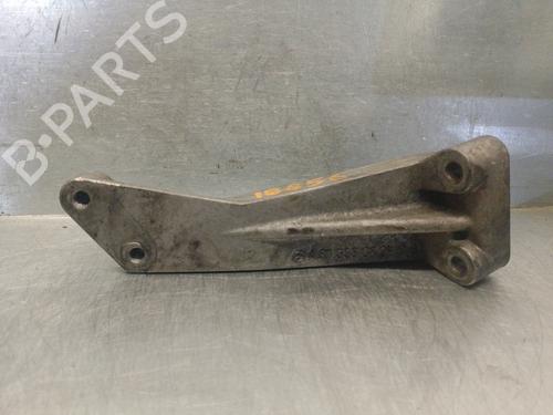 Used Engine mount MERCEDES-BENZ SPRINTER 3-t Van (B903) [1995-2012]  15675548