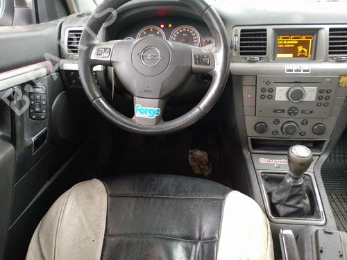 Zekeringkast OPEL VECTRA C GTS (Z02) 1.9 CDTI (F68) | BP16533817E1 