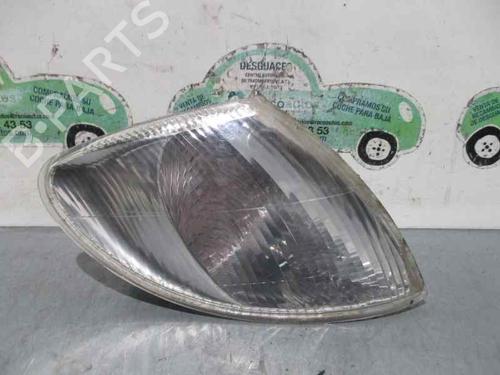 Used Right front indicator RENAULT MEGANE II Saloon (LM0/1_) 1.9 dCi (LM0G, LM1G, LM2C) (120 hp) 2126017