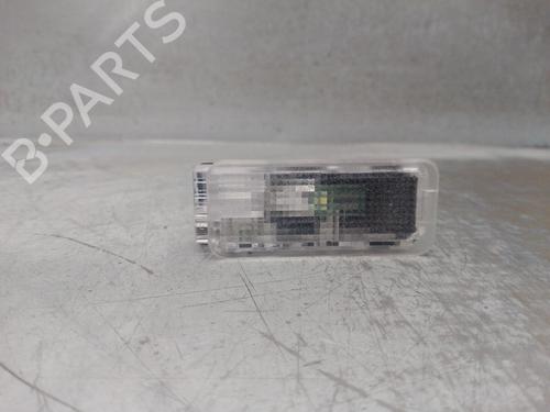 Innerbelysning PEUGEOT 2008 II (UD_, US_, UY_, UJ_, UR_, UC_) 1.2 PureTech 130 (USHNS, URHNS) (130 hp) 16990721