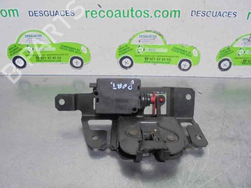 Used Tailgate lock BMW X3 (E83) 3.0 i xDrive (231 hp) 2095923