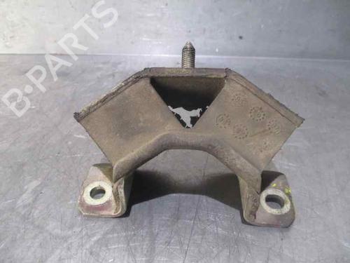 Used Engine mount Engine mount 8762990 8762990