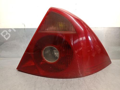 Used Right taillight FORD MONDEO III Saloon (B4Y) 2.0 16V DI / TDDi / TDCi (90 hp) 22732309