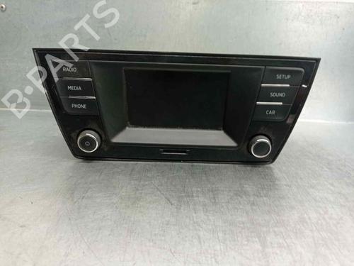 Used Radio SKODA FABIA III (NJ3) 1.2 TSI (90 hp) 15245010