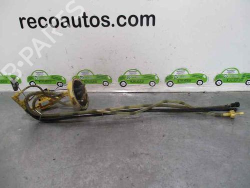 Used Fuel pump BMW 1 (E87) 118 d (122 hp) 2099646