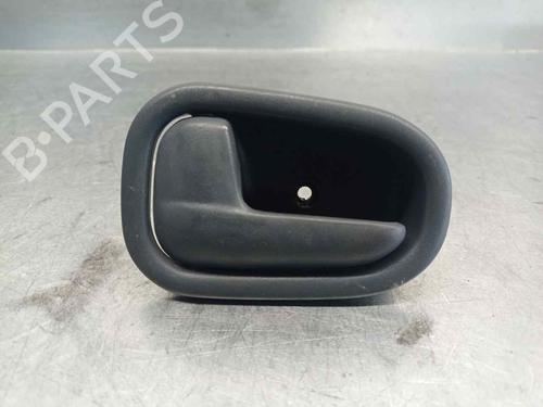 Venstre foran invendig håndtak KIA SPORTAGE SUV (K00) [1994-2005]  9434581