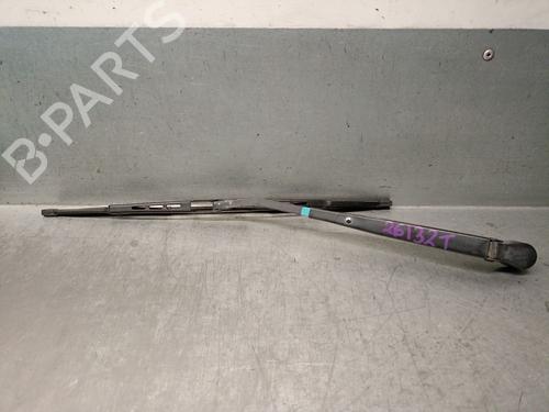 Used Rear windshield wiper arm Rear windshield wiper arm 38452727 38452727