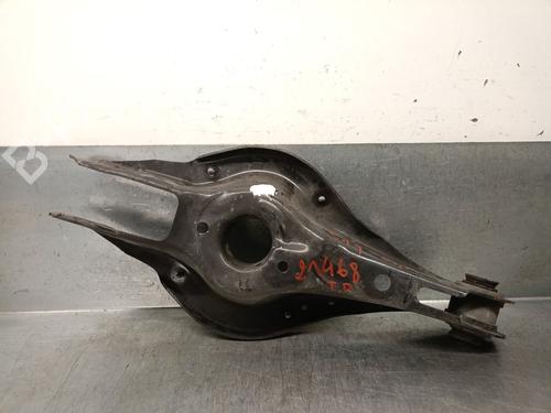 Højre bagtil bærearm BMW 1 (F20) 116 d (116 hp) 21580865