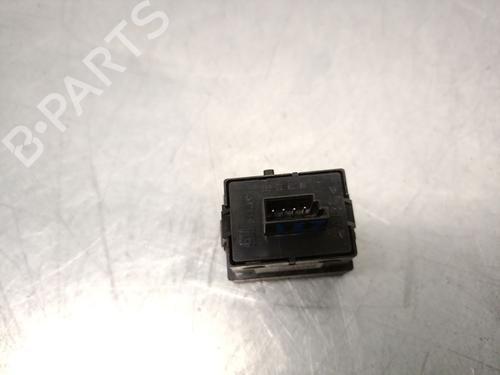 Right front window switch OPEL SIGNUM Hatchback (Z03) 2.0 Turbo (F48) | BP27460763I26 
