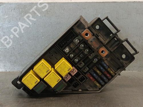 Used Fuse box Fuse box 5579166 5579166