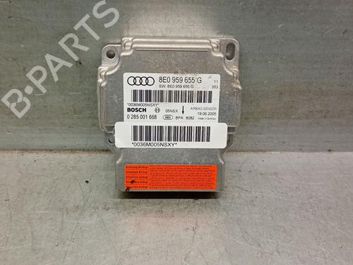 Airbag module AUDI A4 B7 (8EC) 2.0 TDI 16V (140 hp) 30551992