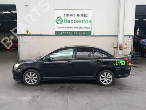 Brugte TOYOTA AVENSIS Saloon (_T25_) 2.0 D-4D (ADT250_, ADT250R) 4473075