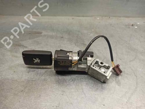 Clé de contact PEUGEOT 3008 I MPV (0U_) 1.6 HDi (114 hp) 6573157