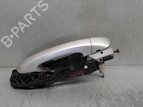 Used Front left exterior door handle VW GOLF VI (5K1) 1.6 TDI (105 hp) 17809499