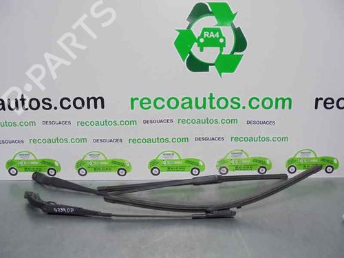 Used Front windshield wiper arm MERCEDES-BENZ A-CLASS (W169) A 180 CDI (169.007, 169.307) (109 hp) 3470355
