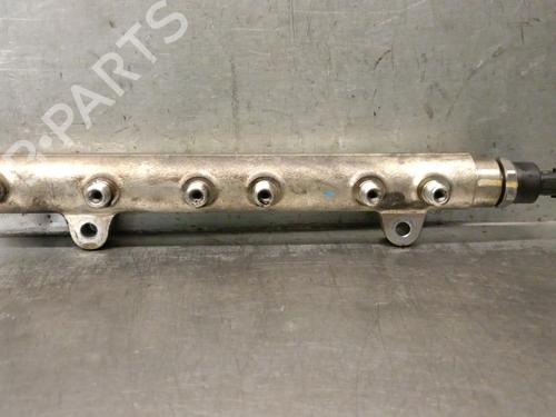 Used Injection rail Injection rail 36888337 36888337