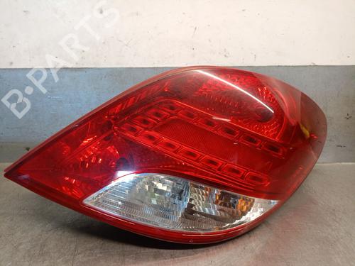 Used Right taillight Right taillight 33705482 33705482