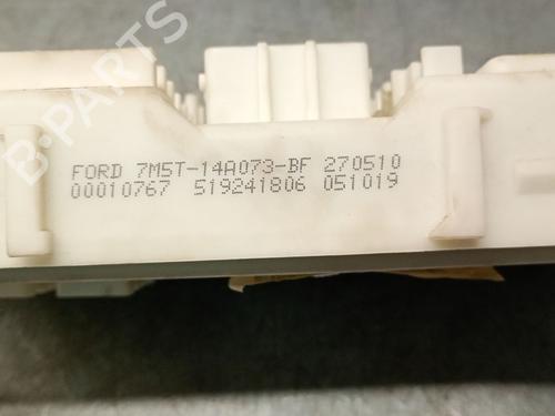 Fuse box FORD FOCUS II (DA_, HCP, DP) 1.6 TDCi | BP32751555E1 - Image 3