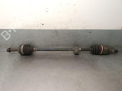 Used Right front driveshaft Right front driveshaft TOYOTA YARIS (_P1_) 1.0 (SCP10_, SCP10R) (68 hp) 32492487 32492487