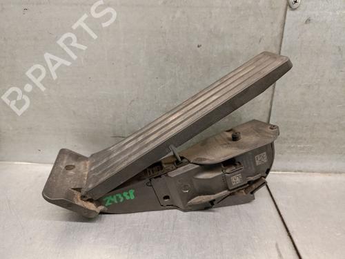 Pedal BMW X2 (F39) sDrive 18 i (140 hp) 31924730