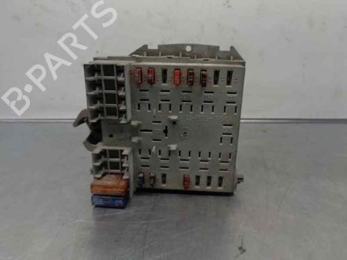 Used Fuse box FIAT STILO (192_) 1.8 16V (192AXC1A, 192BXC1A) (133 hp) 6113875