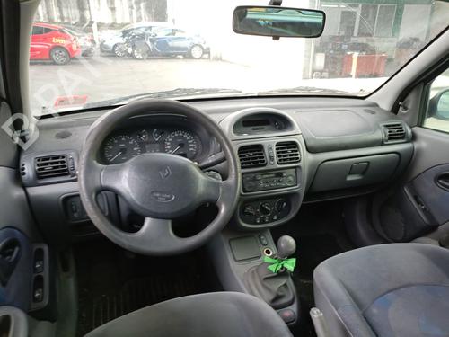 Right front fog light RENAULT CLIO II (BB_, CB_) 1.2 (BB0A, BB0F, BB10, BB1K, BB28, BB2D, BB2H, CB0A,... | BP31680372C31 