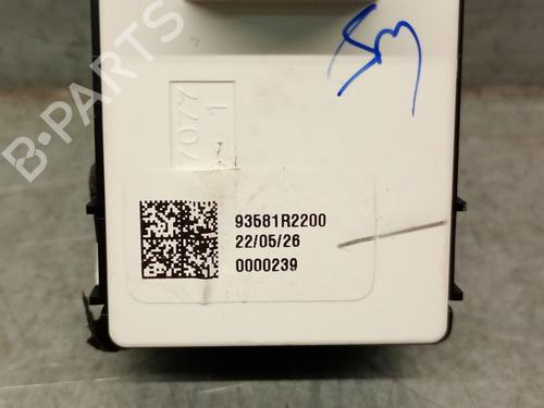 Right front window switch KIA SPORTAGE V (NQ5) 1.6 T-GDI MHEV | BP33844068I26 - Image 2