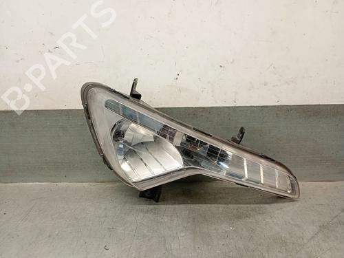 Used Right front fog light KIA SPORTAGE III (SL) 1.7 CRDi (116 hp) 25711451