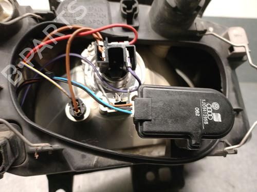 Left headlight SEAT CORDOBA (6K1, 6K2) 1.9 TDI | BP30487493C28 