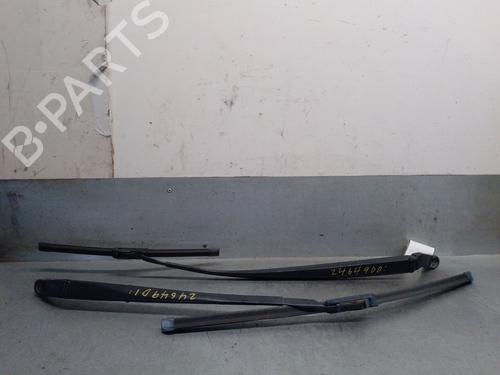 front-windshield-wiper-arm-toyota-corolla-saloon-_e15_-2006-2007-2008-2009-2010-2011-2012-2013-2014-2015-2016-2017-2018-32271637 main image