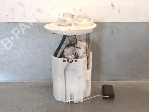 Used Fuel pump FIAT PUNTO (199_) 1.2 (199AXZ1A, 199BXZ1A) (69 hp) 25037088
