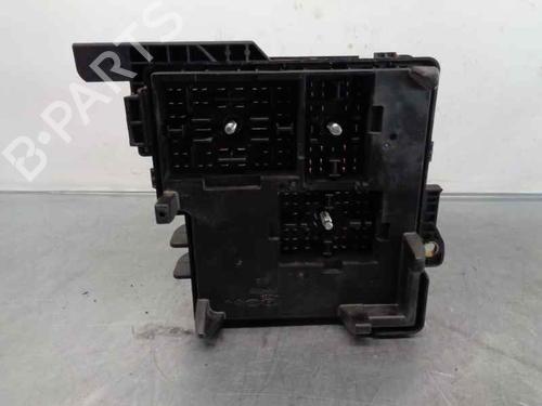 Used Fuse box HYUNDAI i30 (FD) 1.6 CRDi (90 hp) 6466581