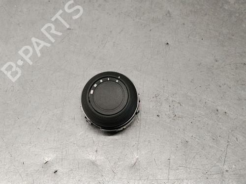 switch-peugeot-508-sw-i-8e_-2010-2011-2012-2013-2014-2015-2016-2017-2018-36385516 main image