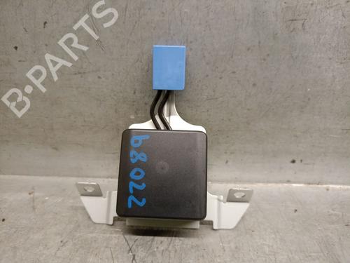 Antenne/Base MAZDA CX-30 (DM) SKYACTIV-X M Hybrid (179 hp) 23276946