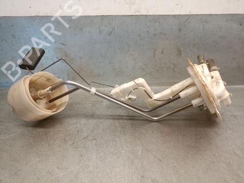Used Fuel pump NISSAN TERRANO II (R20) 2.7 TDi 4WD (125 hp) 20665765