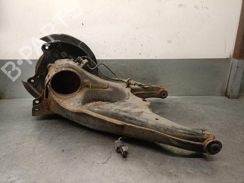 Used Left rear steering knuckle MITSUBISHI GRANDIS (NA_W) 2.0 DI-D (NA8W) (136 hp) 28378608