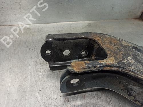Right front suspension arm OPEL MONTEREY A (M92) 3.1 TD (UBS69D, UBS69G) | BP13521489M13