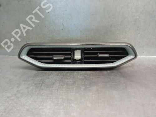 Used Air vent SEAT ARONA (KJ7, KJP) 1.0 TSI (110 hp) 28172607