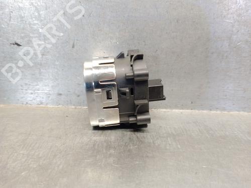 Switch MERCEDES-BENZ A-CLASS (W177) A 180 d (177.003) | BP29942457I30