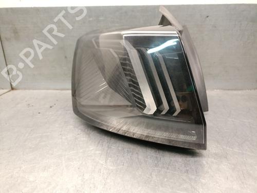 Used Left taillight PEUGEOT 3008 II SUV (MC_, MR_, MJ_, M4_) 1.2 THP/ PureTech 130 (MRHNSM, MRHNSU, MRHNSJ, MRHNYW,... (131 hp) 30713078