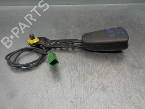 Used Seat buckle VOLVO V50 (545) D5 (179 hp) 21021070