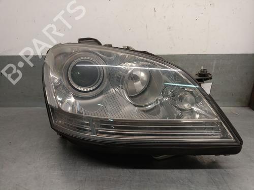 Used Right headlight Right headlight MERCEDES-BENZ M-CLASS (W164) ML 320 CDI 4-matic (164.122) (224 hp) 32773935 32773935