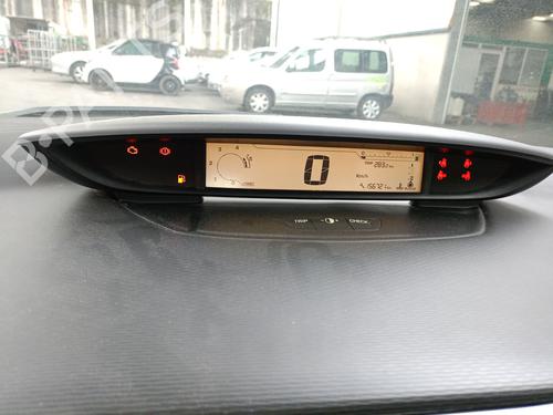 Phare gauche CITROËN C4 I (LC_) 1.6 HDi | BP30645197C28