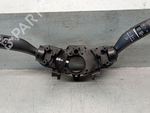 Used Headlight switch KIA RIO IV (YB, SC, FB) 1.2 CVVT (84 hp) 25272521