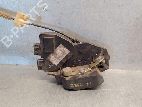 Cerradura puerta trasera izquierda VOLVO V70 I (875, 876) 2.4 (140 hp) 29314088